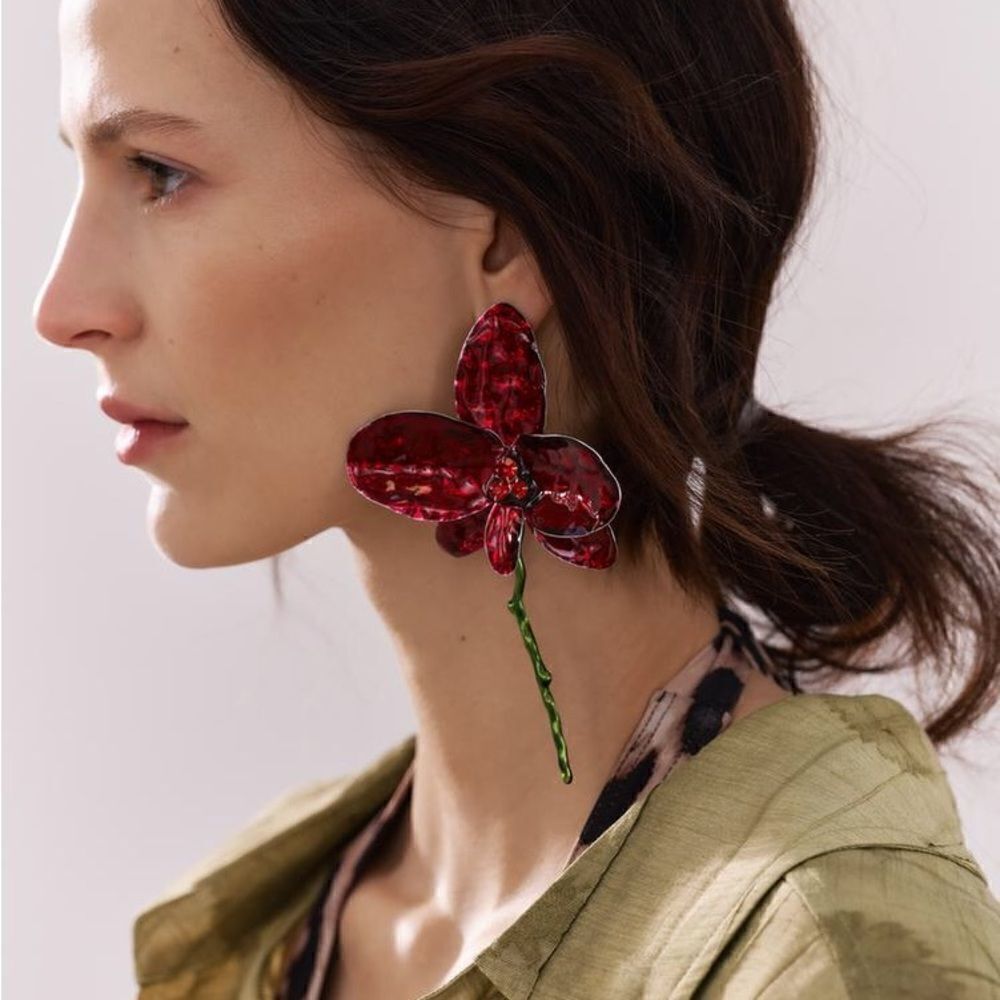 Zara Enameled Flower Earrings